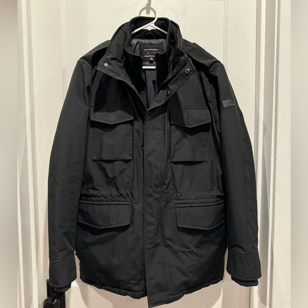 Tumi Men’s Padded Utility Coat Size M